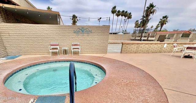 2175 W SOUTHERN Avenue 203, Apache Junction, AZ 85120