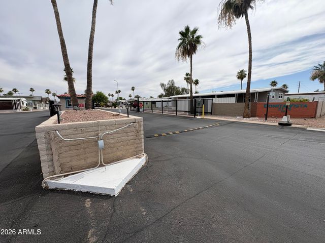 2175 W SOUTHERN Avenue 203, Apache Junction, AZ 85120