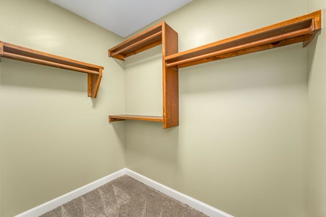 1009 N Park Rd, Rose Hill, KS 67133