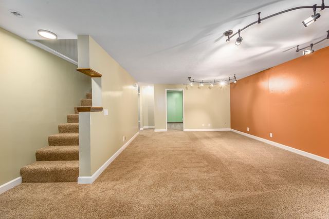 1009 N Park Rd, Rose Hill, KS 67133