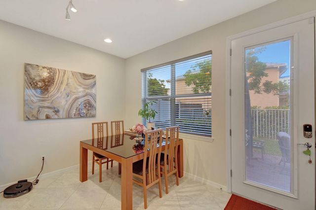 1105 Banyan Drive, Hollywood, FL 33021