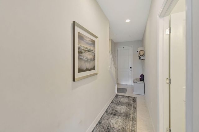 1105 Banyan Drive, Hollywood, FL 33021