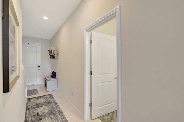 1105 Banyan Drive, Hollywood, FL 33021