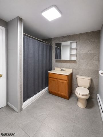 19 Jonquil Cir, Woodbridge Twp., NJ 08863