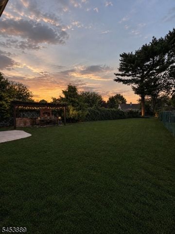 19 Jonquil Cir, Woodbridge Twp., NJ 08863