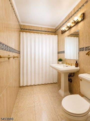 19 Jonquil Cir, Woodbridge Twp., NJ 08863