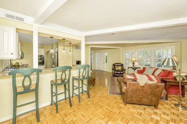 673 Highwood Circle, Charleston, SC 29412