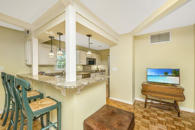 673 Highwood Circle, Charleston, SC 29412