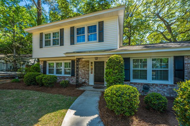 673 Highwood Circle, Charleston, SC 29412