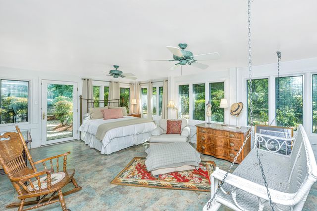 673 Highwood Circle, Charleston, SC 29412