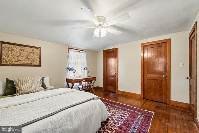 186 W YORK ST, Biglerville, PA 17307