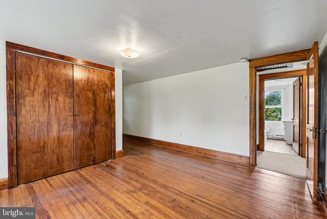 186 W YORK ST, Biglerville, PA 17307