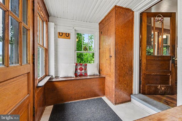 186 W YORK ST, Biglerville, PA 17307