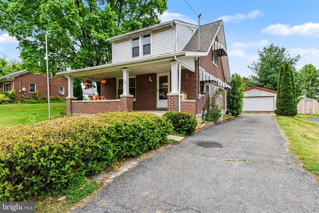 186 W YORK ST, Biglerville, PA 17307