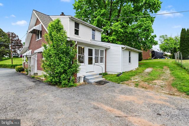 186 W YORK ST, Biglerville, PA 17307
