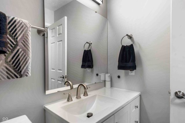 5628 Orchardgrass Lane, Indianapolis, IN 46254