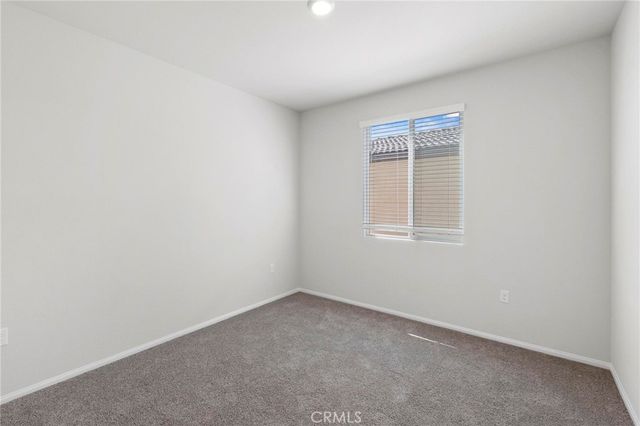 19409 Brush Creek Way, Lake Elsinore, CA 92532