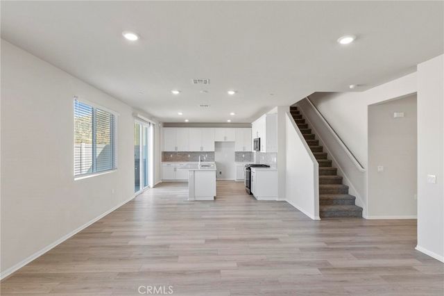 19409 Brush Creek Way, Lake Elsinore, CA 92532