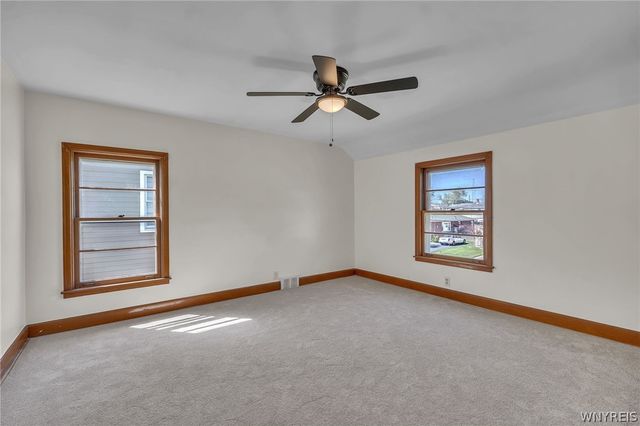 2947 Porter Road, Niagara Falls, NY 14305