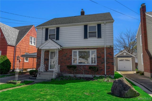 2947 Porter Road, Niagara Falls, NY 14305