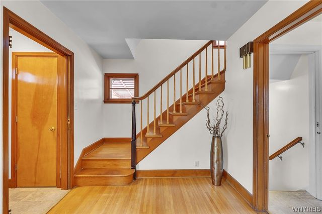 2947 Porter Road, Niagara Falls, NY 14305