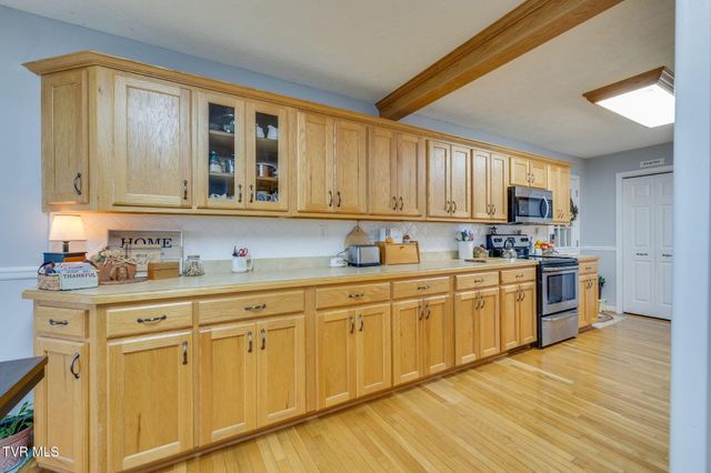 110 Paul Saylor Road, Jonesborough, TN 37659