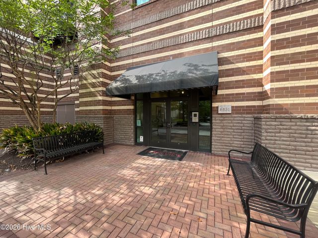 6831 Main Street 323, Wilmington, NC 28405