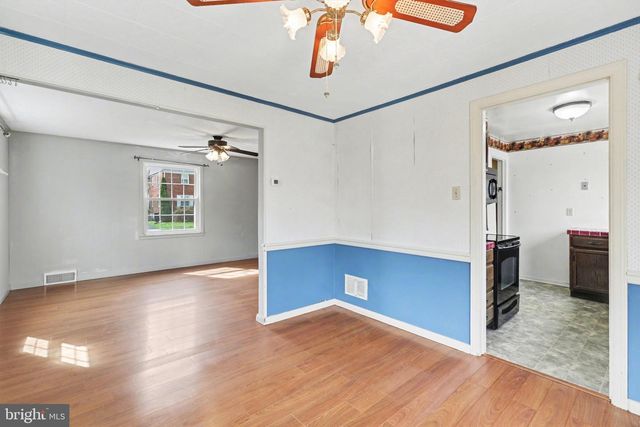 335 RUMSON DR, Harrisburg, PA 17104