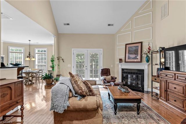 2549 Innisfail Lane, Clemmons, NC 27012