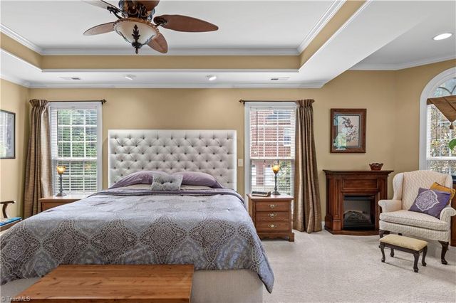 2549 Innisfail Lane, Clemmons, NC 27012