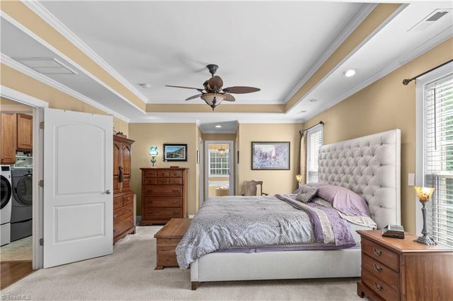 2549 Innisfail Lane, Clemmons, NC 27012
