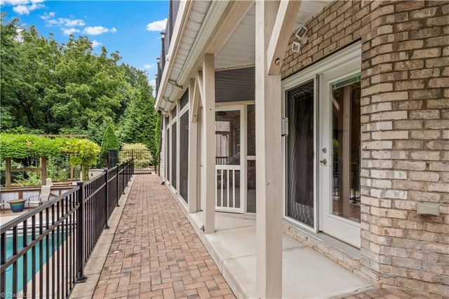 2549 Innisfail Lane, Clemmons, NC 27012
