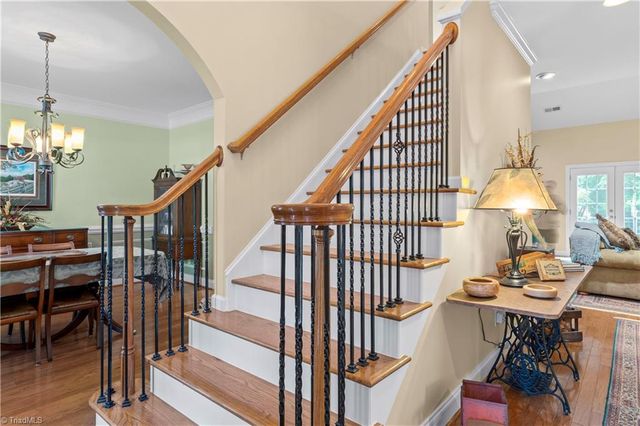 2549 Innisfail Lane, Clemmons, NC 27012