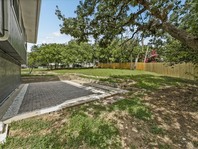136 SW RAND Drive, Burleson, TX 76028