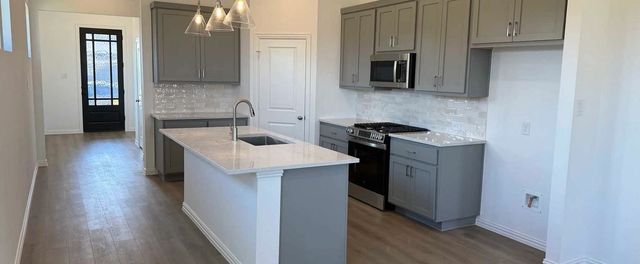 14105 Harden Street, Pilot Point, TX 76258