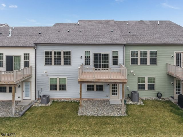 39 Redmon Road, Raritan Twp., NJ 08822