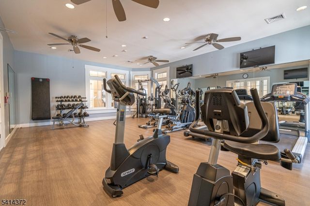39 Redmon Road, Raritan Twp., NJ 08822