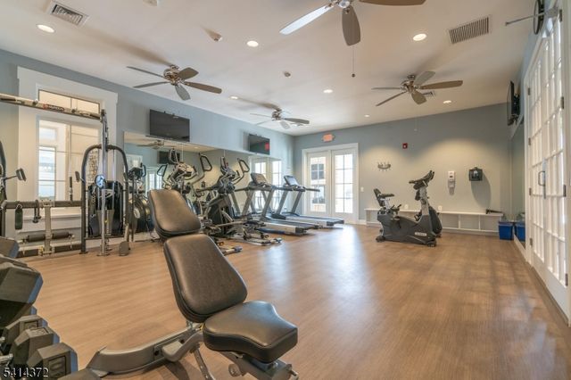 39 Redmon Road, Raritan Twp., NJ 08822