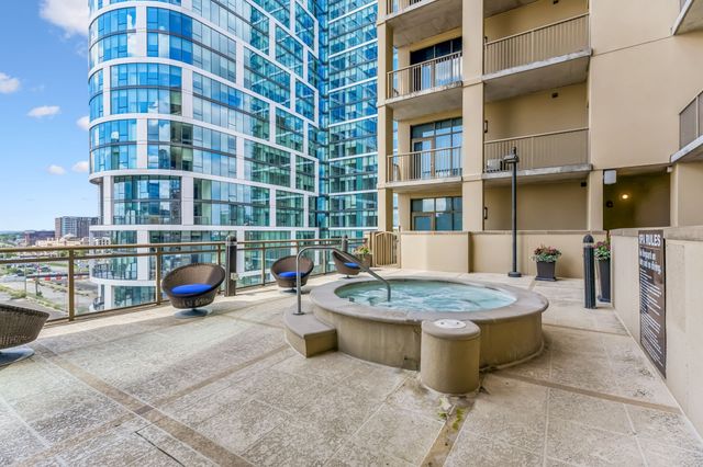 1510 Demonbreun St Apt 702, Nashville, TN 37203