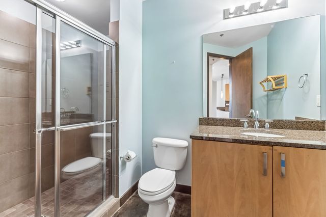 1510 Demonbreun St Apt 702, Nashville, TN 37203