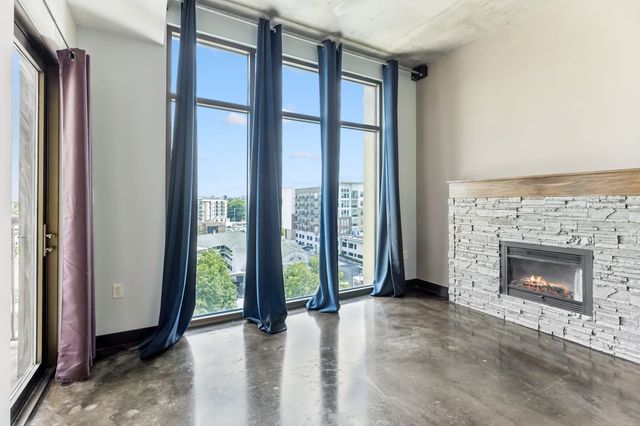 1510 Demonbreun St Apt 702, Nashville, TN 37203