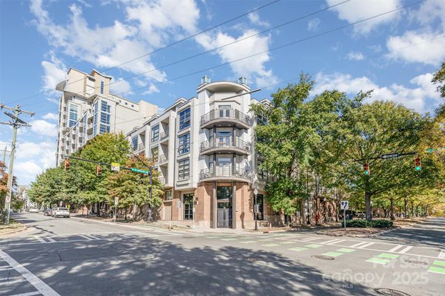 525 E 6th Street 212, Charlotte, NC 28202