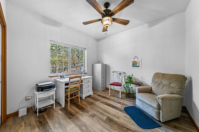 5227 Pioneer Road, Medford, OR 97501