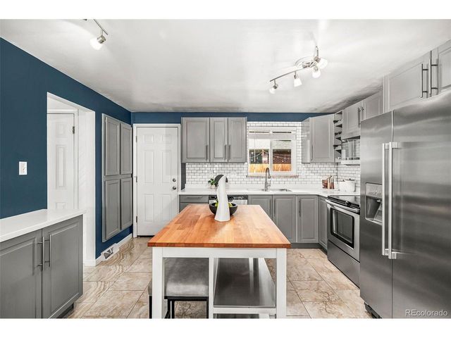 6156 Hoyt Ct, Arvada, CO 80004
