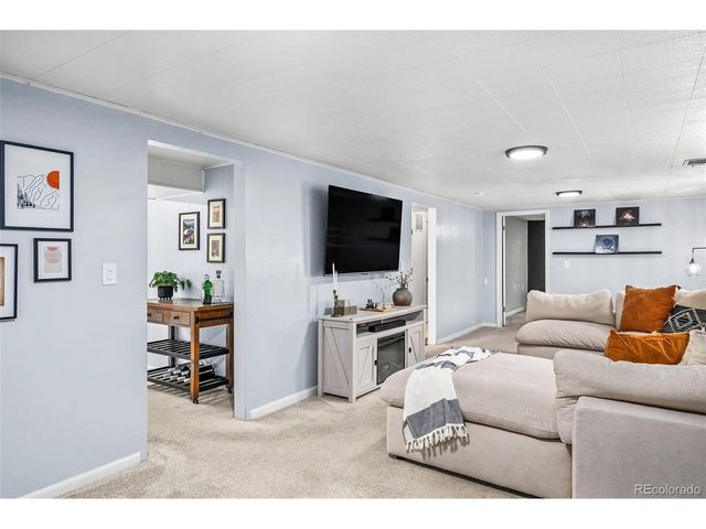 6156 Hoyt Ct, Arvada, CO 80004