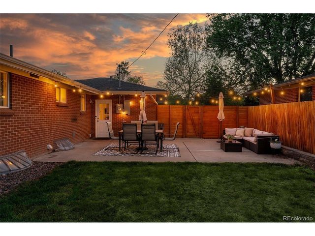 6156 Hoyt Ct, Arvada, CO 80004