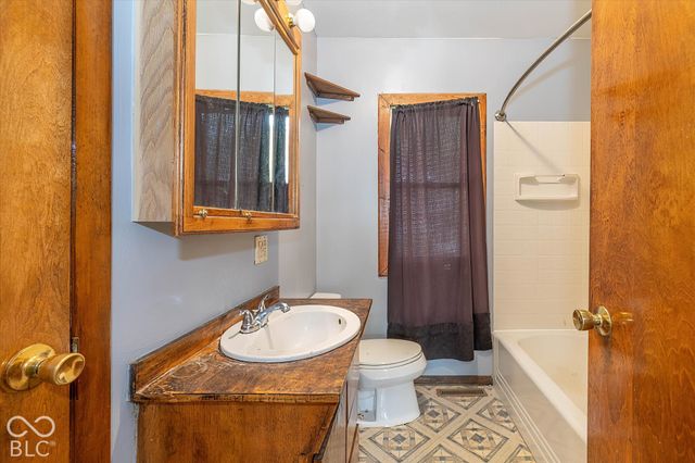 220 Cossell Drive, Indianapolis, IN 46224