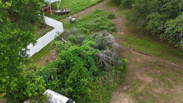 8165 Deer View Circle, Granbury, TX 76049