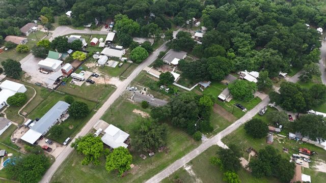 8165 Deer View Circle, Granbury, TX 76049