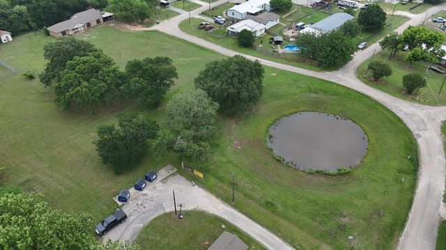 8165 Deer View Circle, Granbury, TX 76049